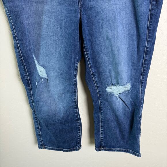 Torrid Distressed Crop Lean Jean Skinny Super Soft High-Rise Jean 2X 14589505 - Picture 4 of 15